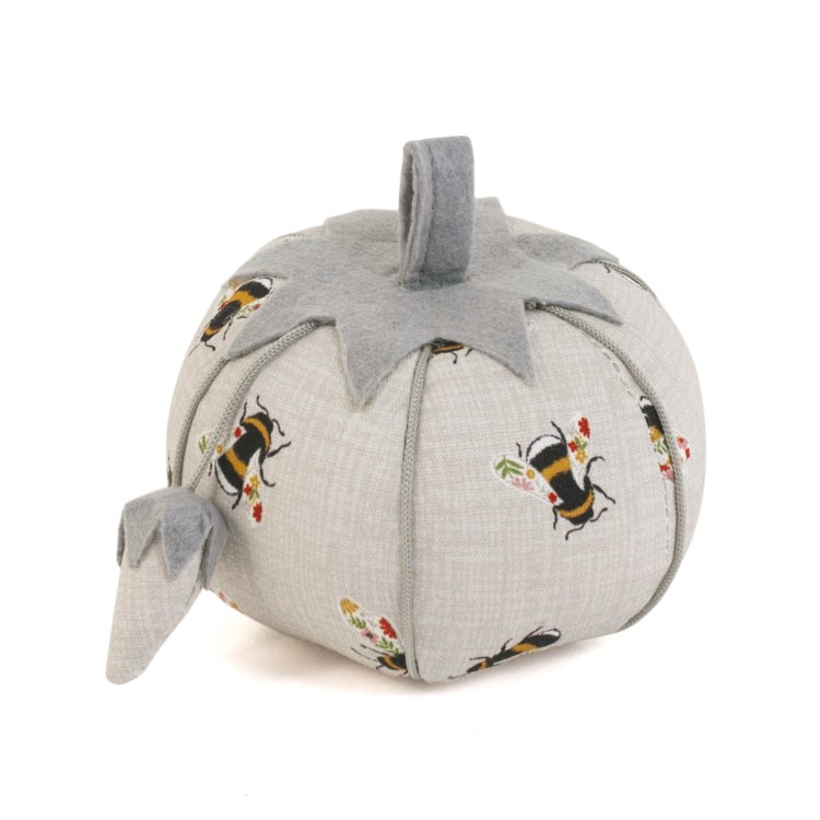 Pincushion: Tomato: Bees